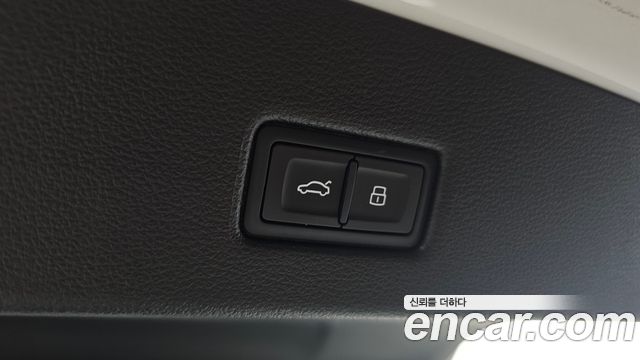 Audi A7 2022 — photo 35