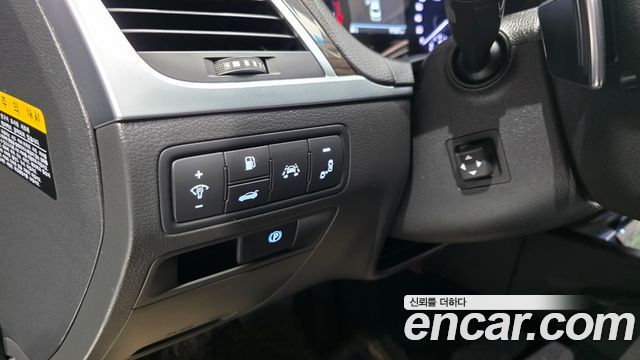 Genesis G80 2019 — photo 18