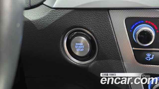 Genesis G80 2019 — photo 20