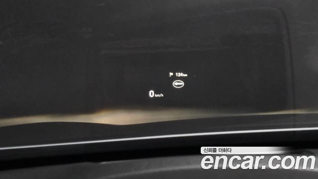 Genesis G80 2019 — photo 21