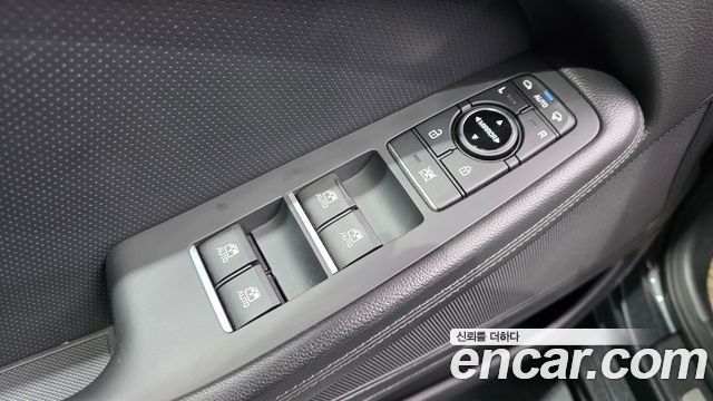 Genesis G80 2019 — photo 27