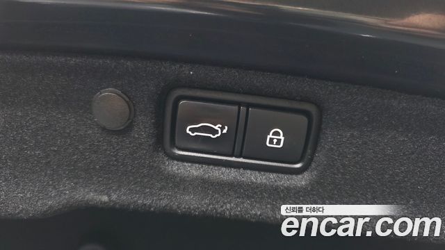 Kia K7 2020 — photo 26