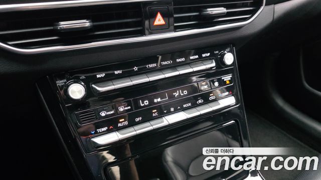 Kia K7 2020 — photo 29