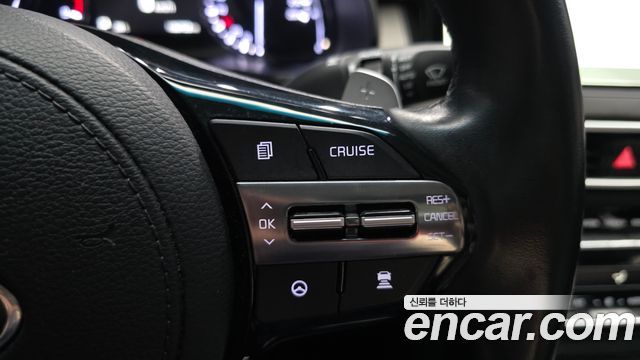 Kia K7 2020 — photo 31