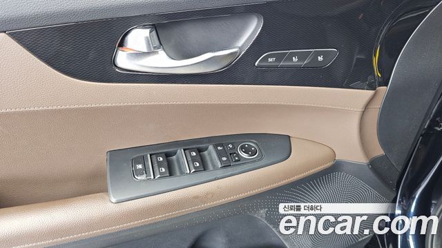 Kia K3 2019 — photo 28