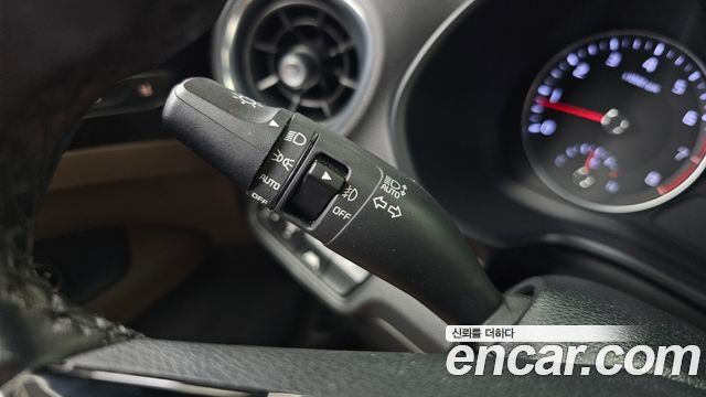 Kia K3 2019 — photo 29