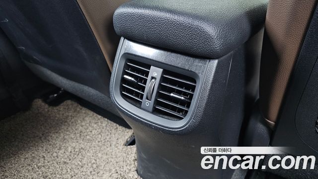 Kia K3 2019 — photo 31