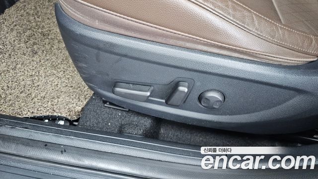 Kia K3 2019 — photo 32