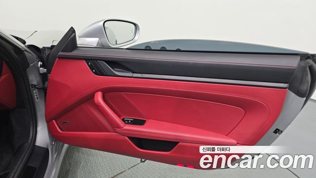 Porsche 911 2024 — photo 15