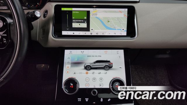 Land Rover Range Rover Velar 2019 — photo 19