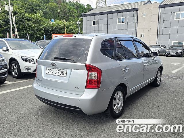 Kia Carens 2008 — photo 4