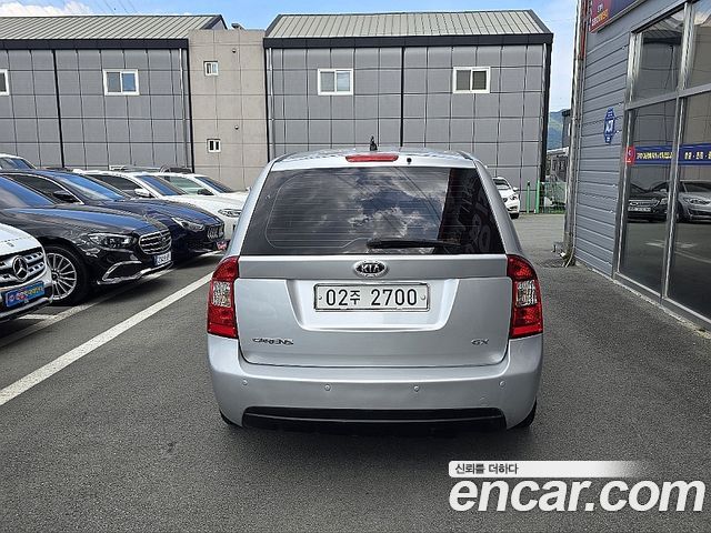 Kia Carens 2008 — photo 5