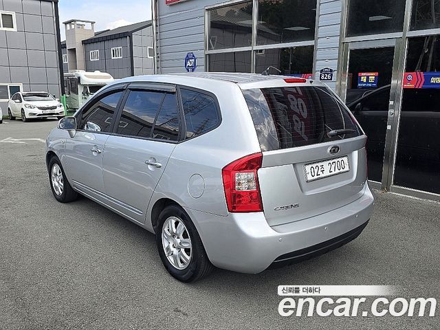 Kia Carens 2008 — photo 6
