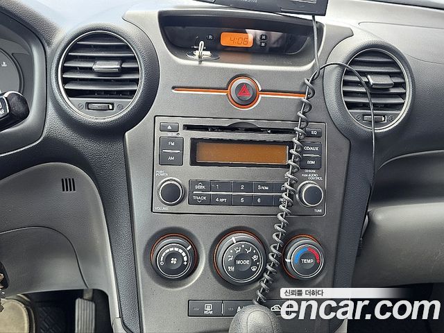 Kia Carens 2008 — photo 12