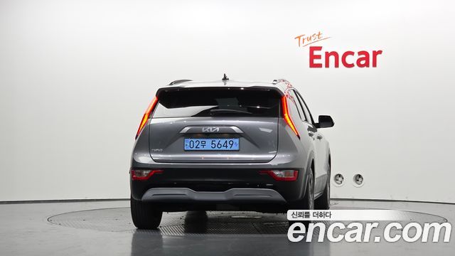 Kia Niro 2023 — photo 4