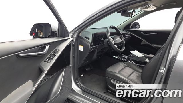 Kia Niro 2023 — photo 10