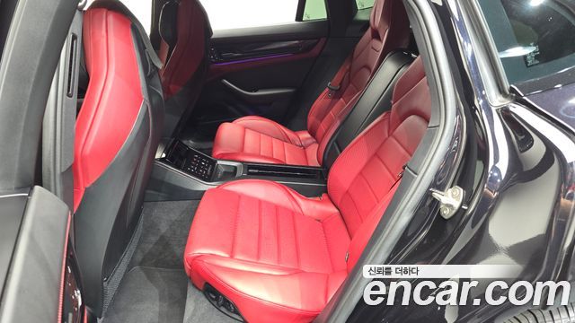 Porsche Panamera 2025 — photo 17