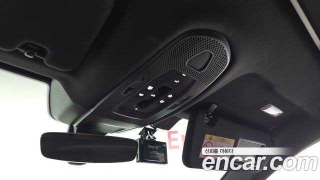 Porsche Panamera 2025 — photo 24