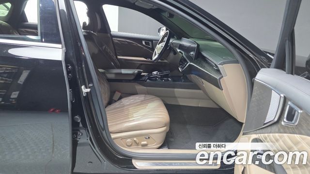 Kia K8 2023 — photo 11