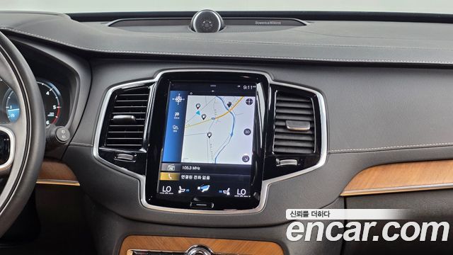 Volvo XC90 2019 — photo 20