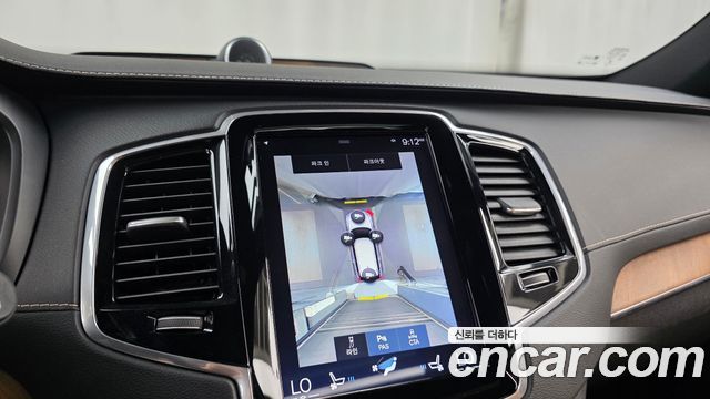 Volvo XC90 2019 — photo 21