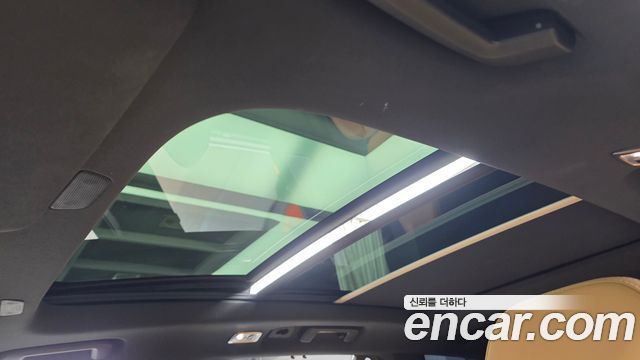 Volvo XC90 2019 — photo 25