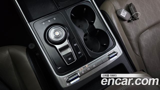 Kia Canival 2025 — photo 9