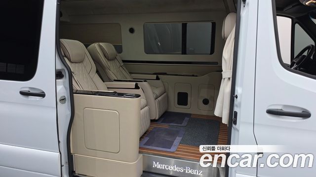 Mercedes-Benz Sprinter 2024 — photo 19