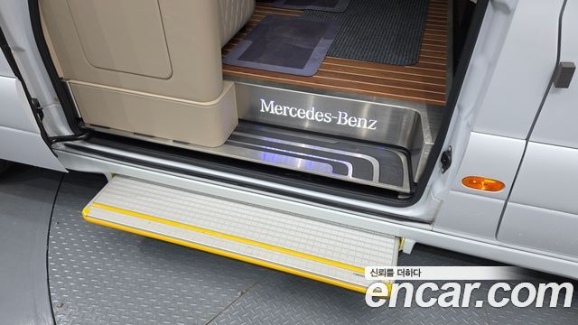 Mercedes-Benz Sprinter 2024 — photo 34