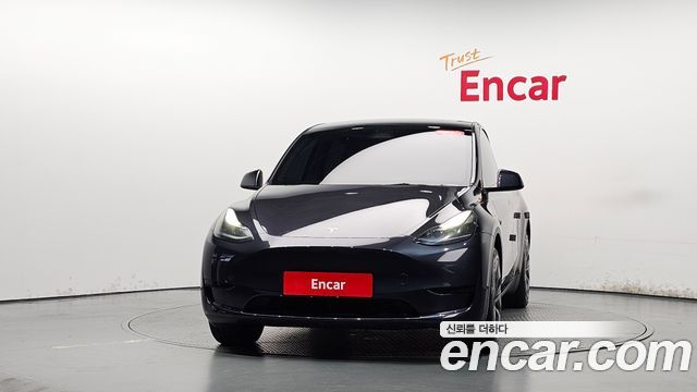 Tesla Model Y 2025 — photo 3