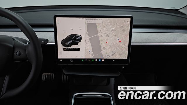 Tesla Model Y 2025 — photo 20