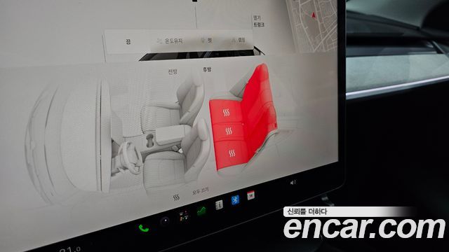 Tesla Model Y 2025 — photo 27
