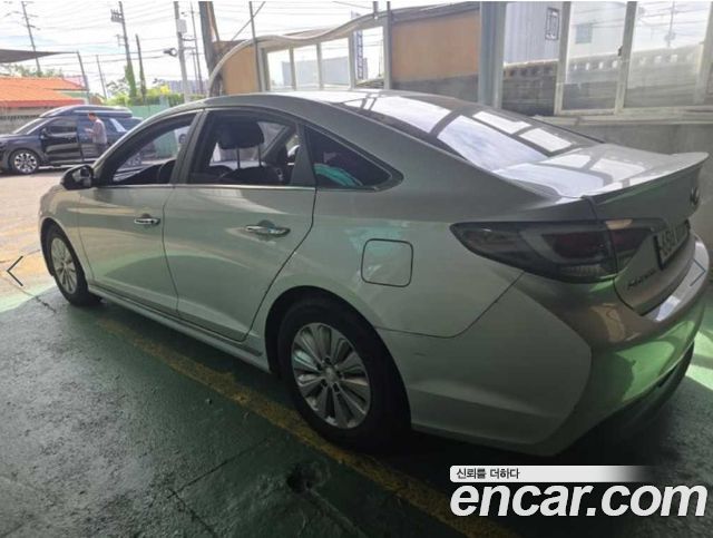 Hyundai Sonata 2016 — photo 3