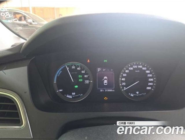 Hyundai Sonata 2016 — photo 9