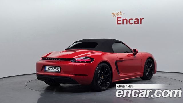 Porsche 718 2022 — photo 2