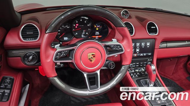 Porsche 718 2022 — photo 18