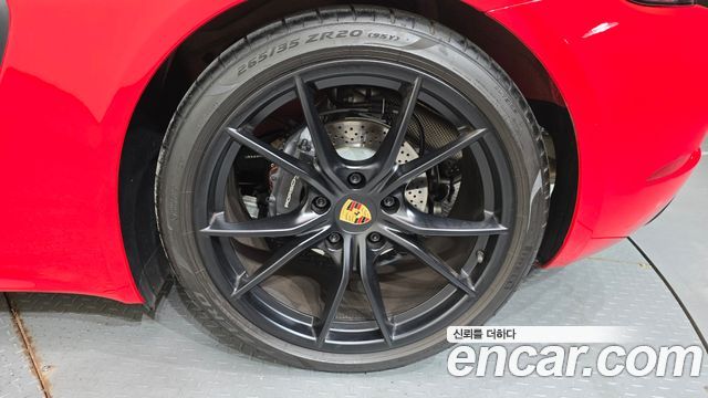 Porsche 718 2022 — photo 7