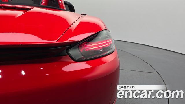 Porsche 718 2022 — photo 9