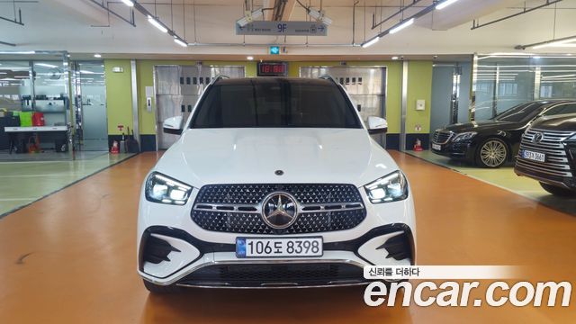Mercedes-Benz GLE-Class 2025 — photo 3