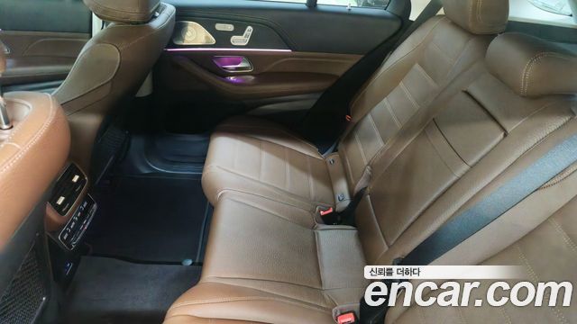 Mercedes-Benz GLE-Class 2025 — photo 11