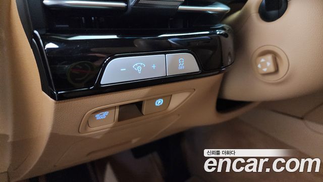 Genesis G80 2025 — photo 28