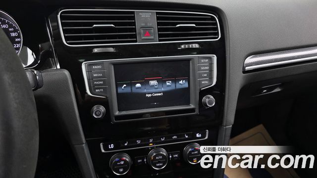 Volkswagen Golf 2016 — photo 13