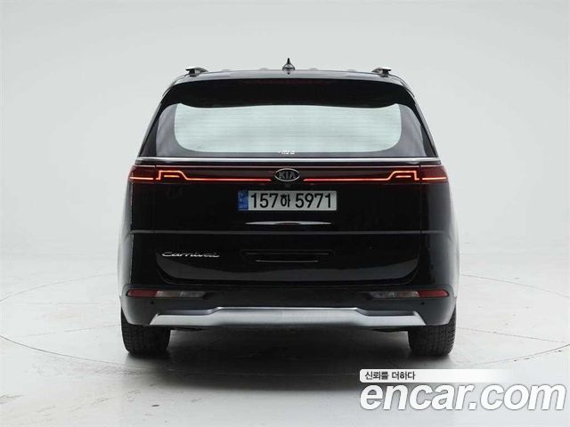 Kia Canival 2021 — photo 5