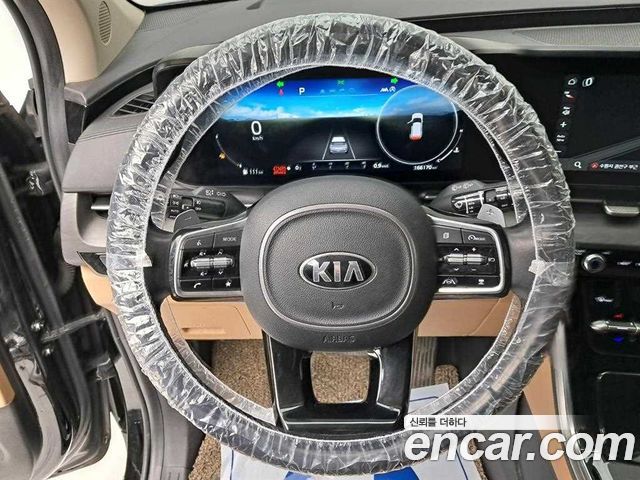 Kia Canival 2021 — photo 7