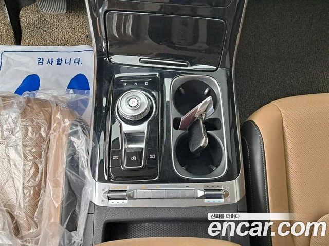 Kia Canival 2021 — photo 14