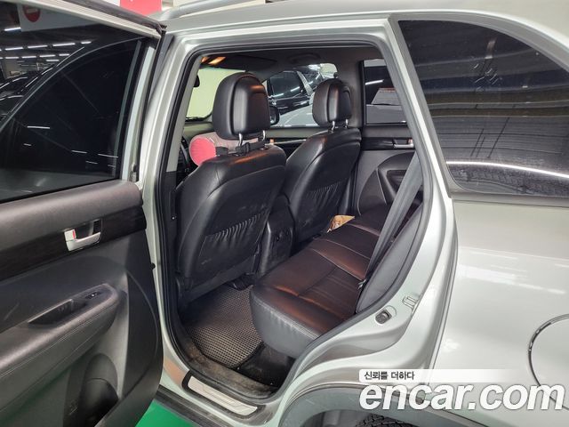 Kia Sorento 2012 — photo 4