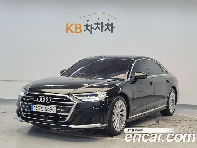 Audi A8 2021 — photo 1