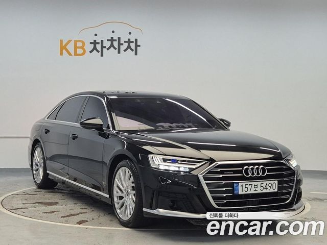 Audi A8 2021 — photo 4