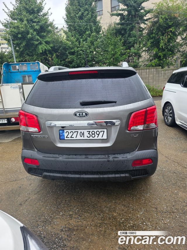 Kia Sorento 2012 — photo 4