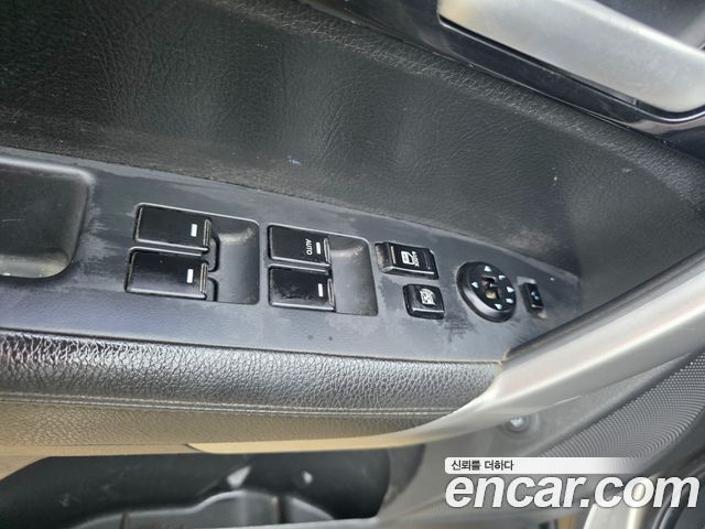 Kia Sorento 2012 — photo 8